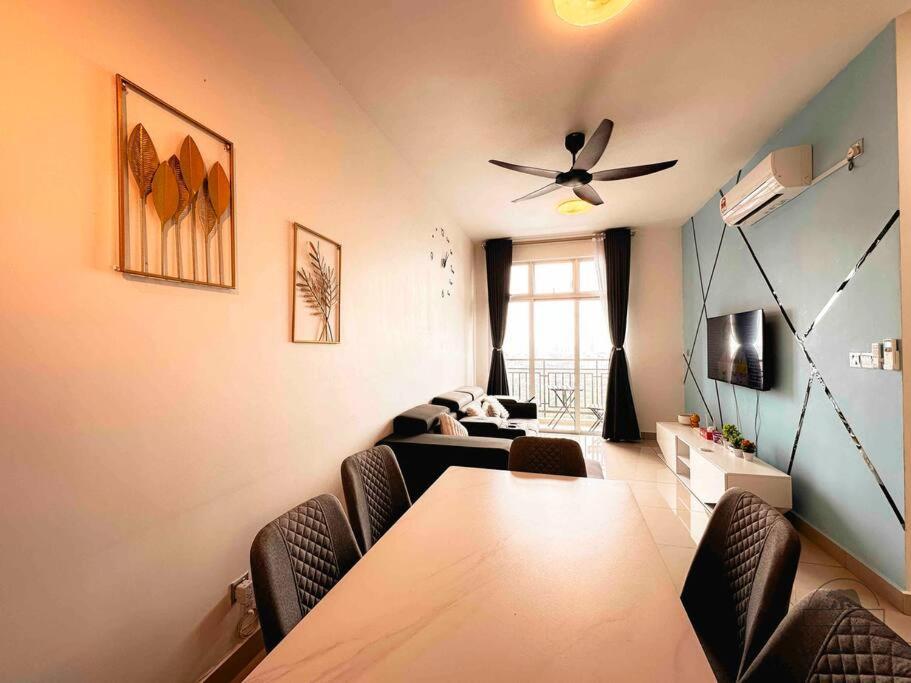 Larkin Sks Habitat 2bdr By Wp Apartment *